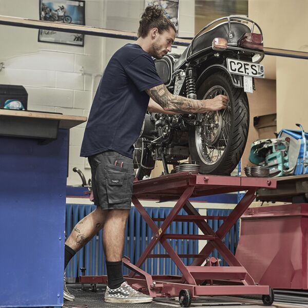 Mens Rugged Cooling Stretch Short Thumbnail